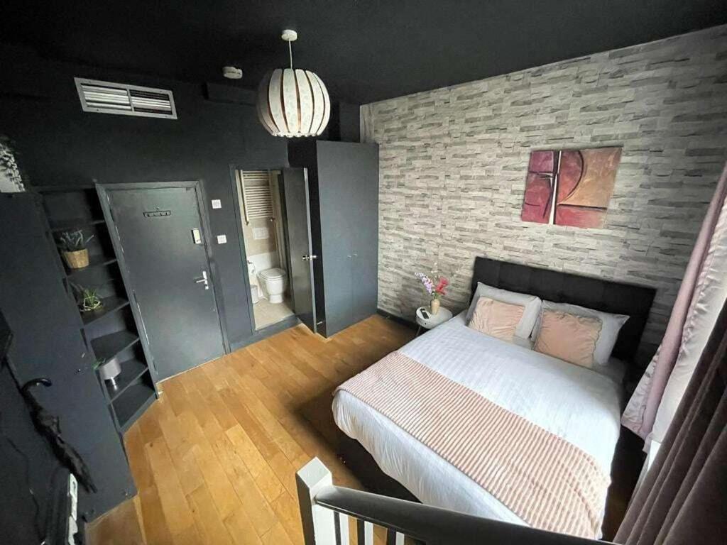 Portobello Road Artistic Studios 'Budget' London Ruang foto