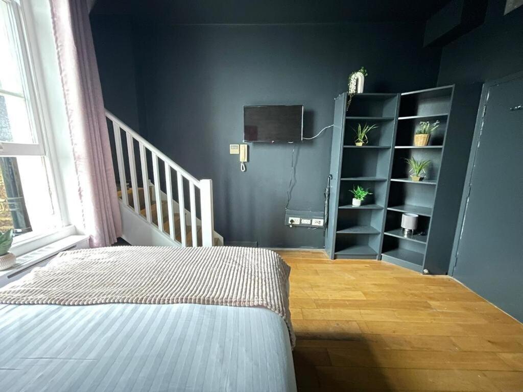 Portobello Road Artistic Studios 'Budget' London Ruang foto