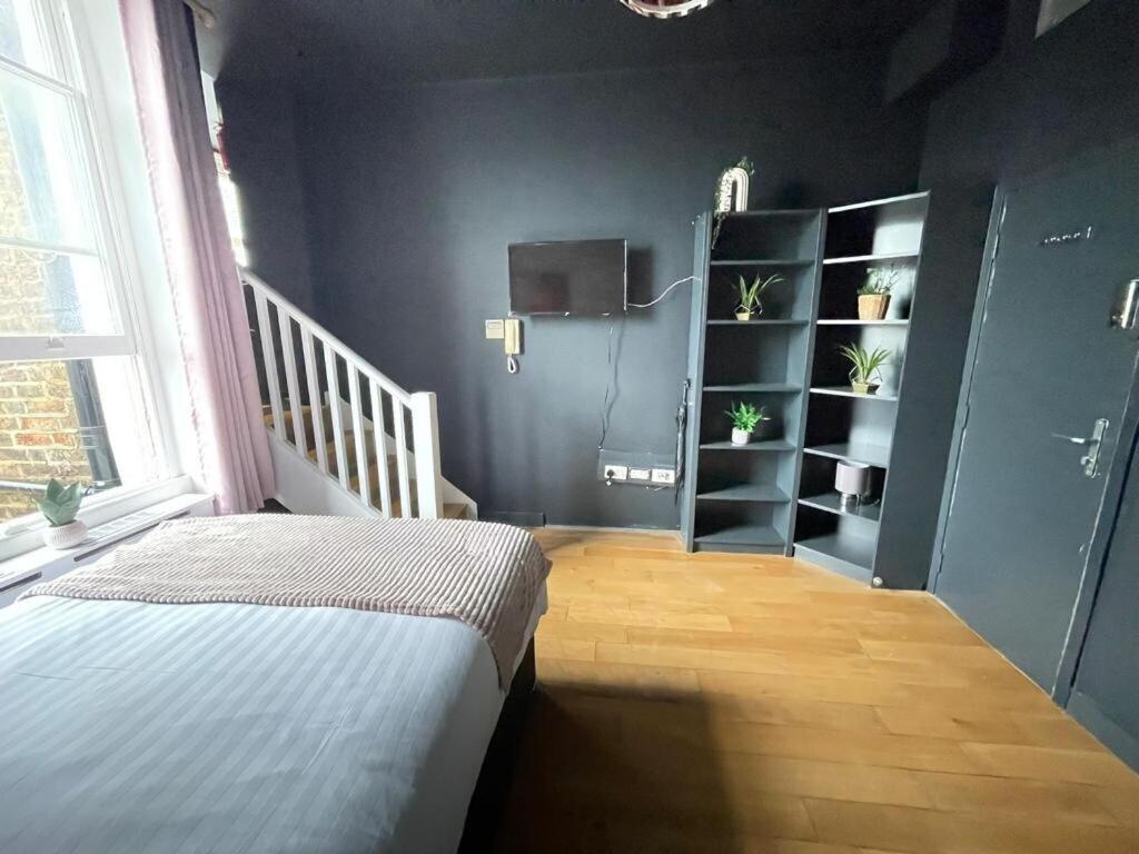 Portobello Road Artistic Studios 'Budget' London Ruang foto