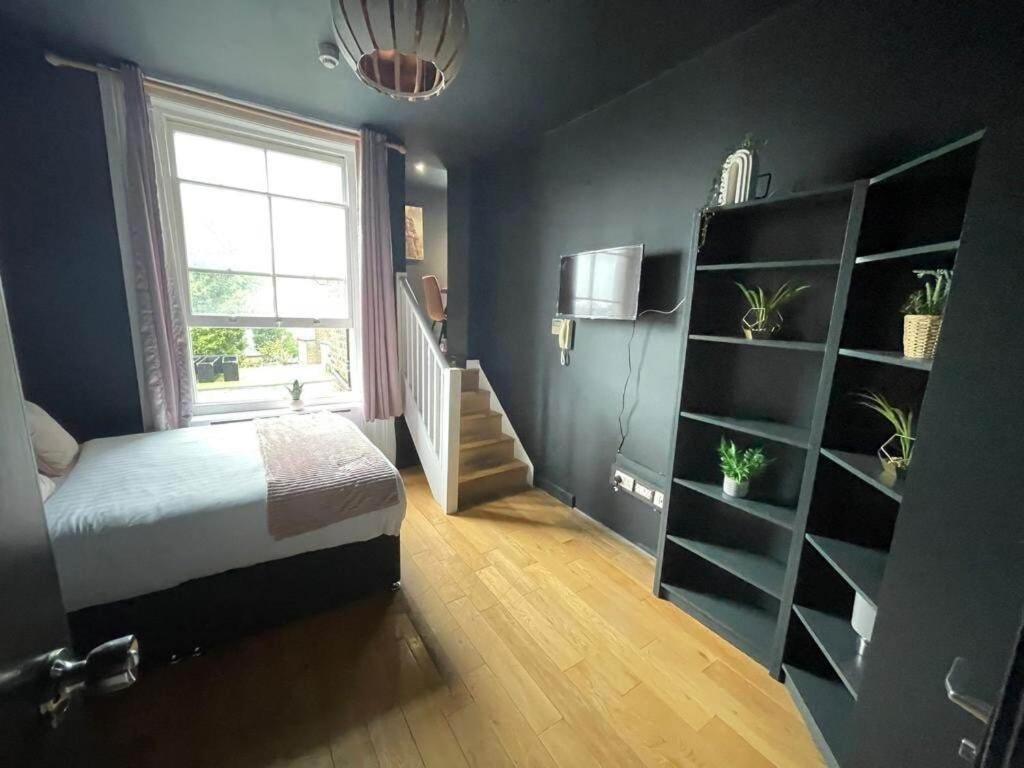 Portobello Road Artistic Studios 'Budget' London Ruang foto