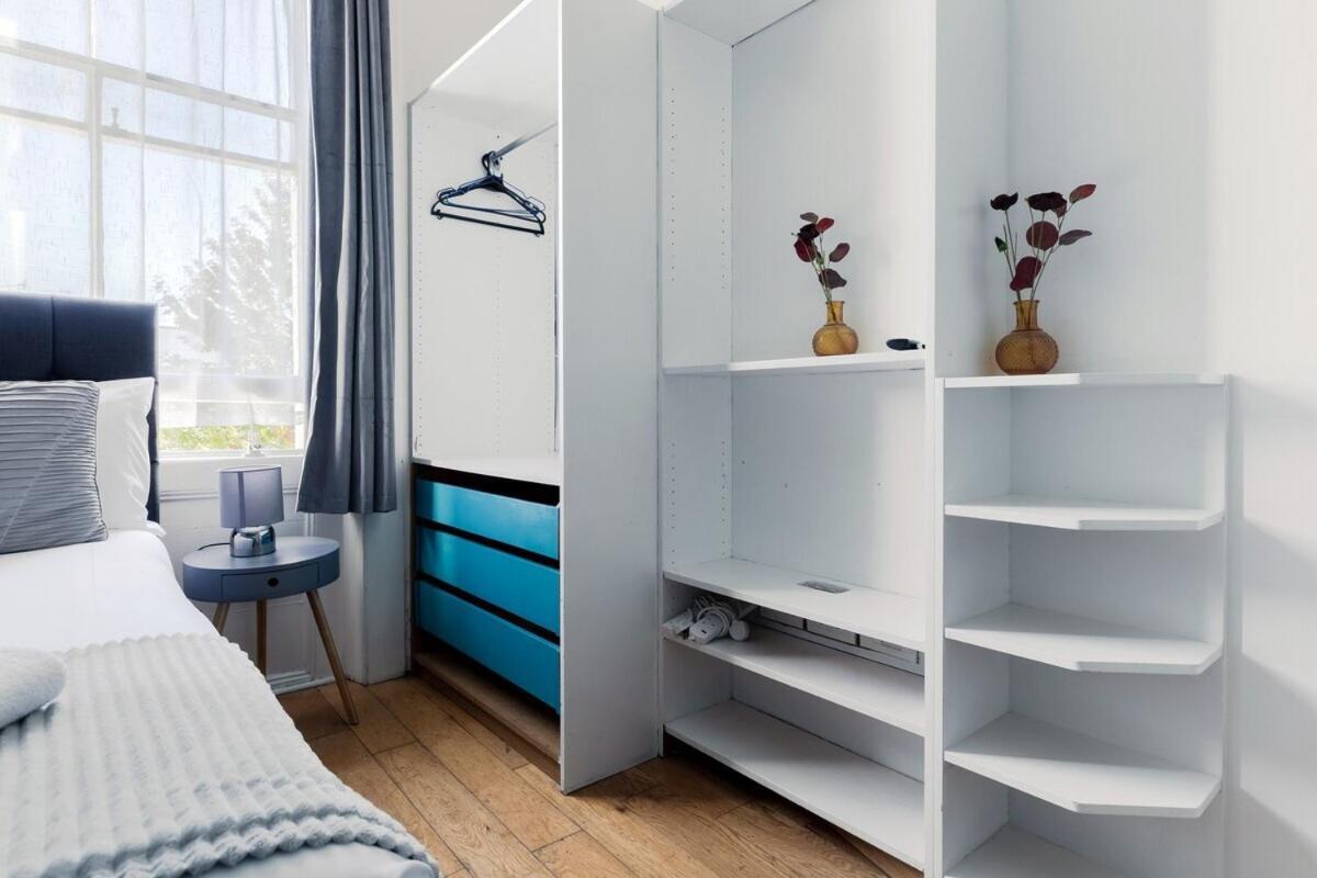 Portobello Road Artistic Studios 'Budget' London Ruang foto
