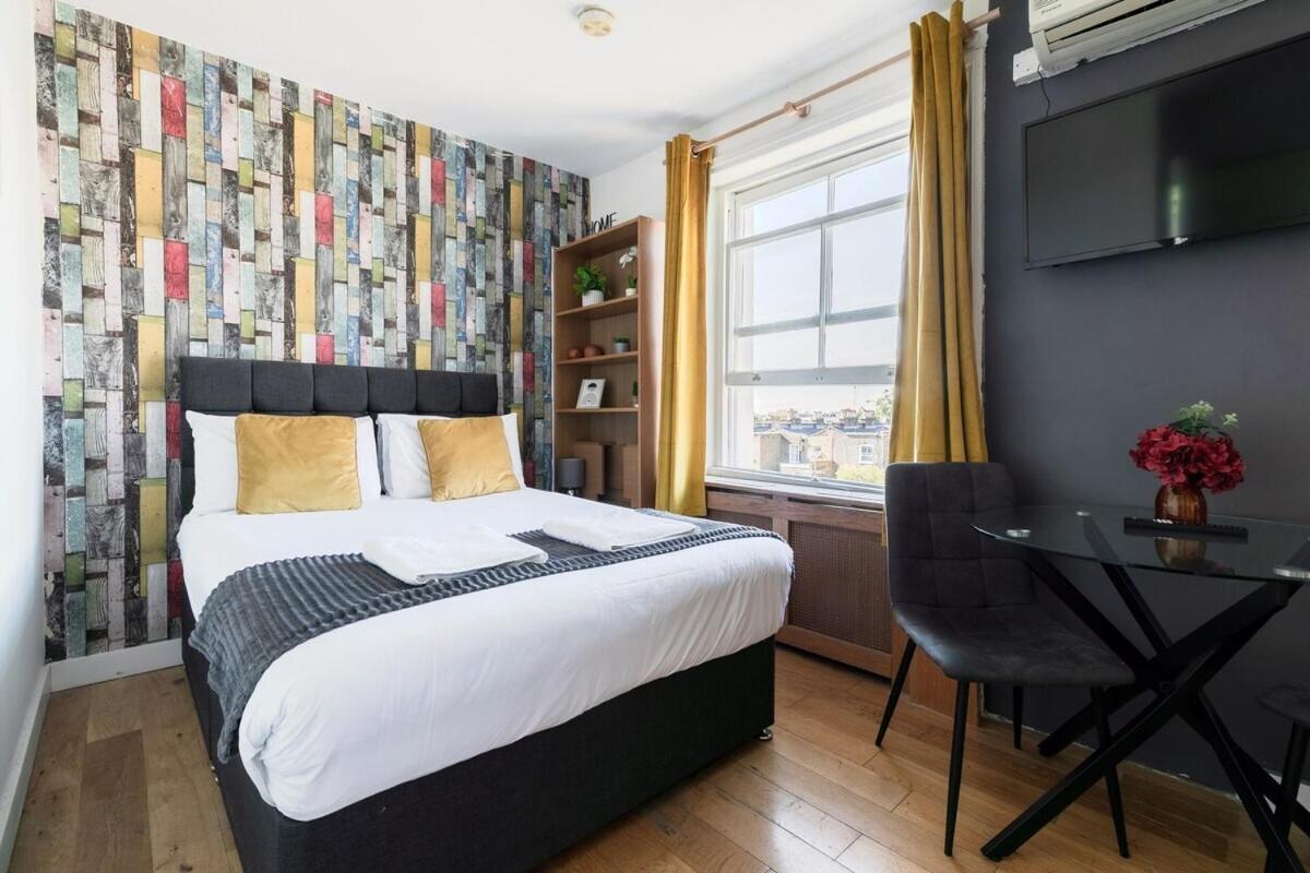 Portobello Road Artistic Studios 'Budget' London Ruang foto