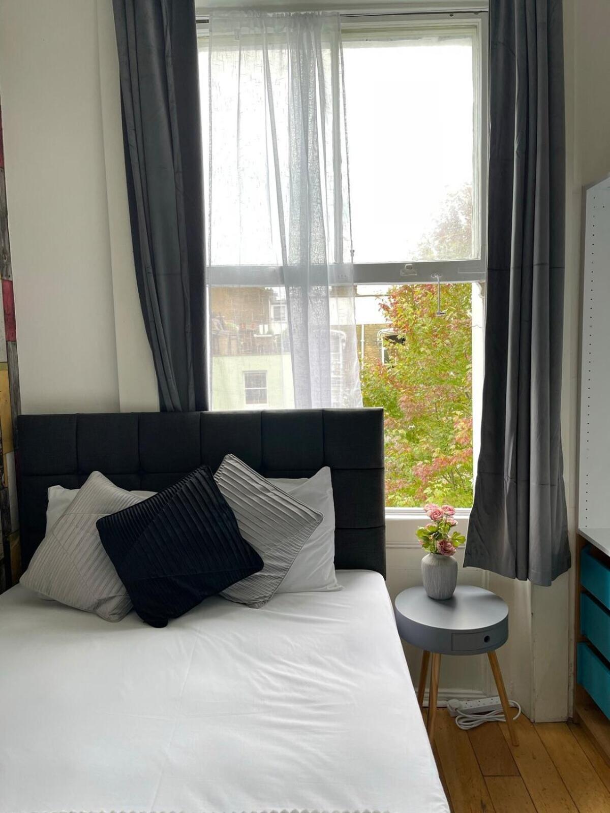 Portobello Road Artistic Studios 'Budget' London Ruang foto