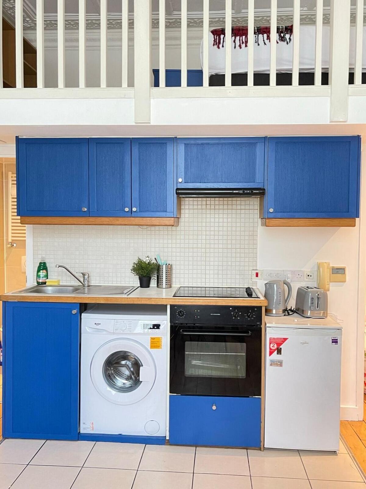 Portobello Road Artistic Studios 'Budget' London Ruang foto