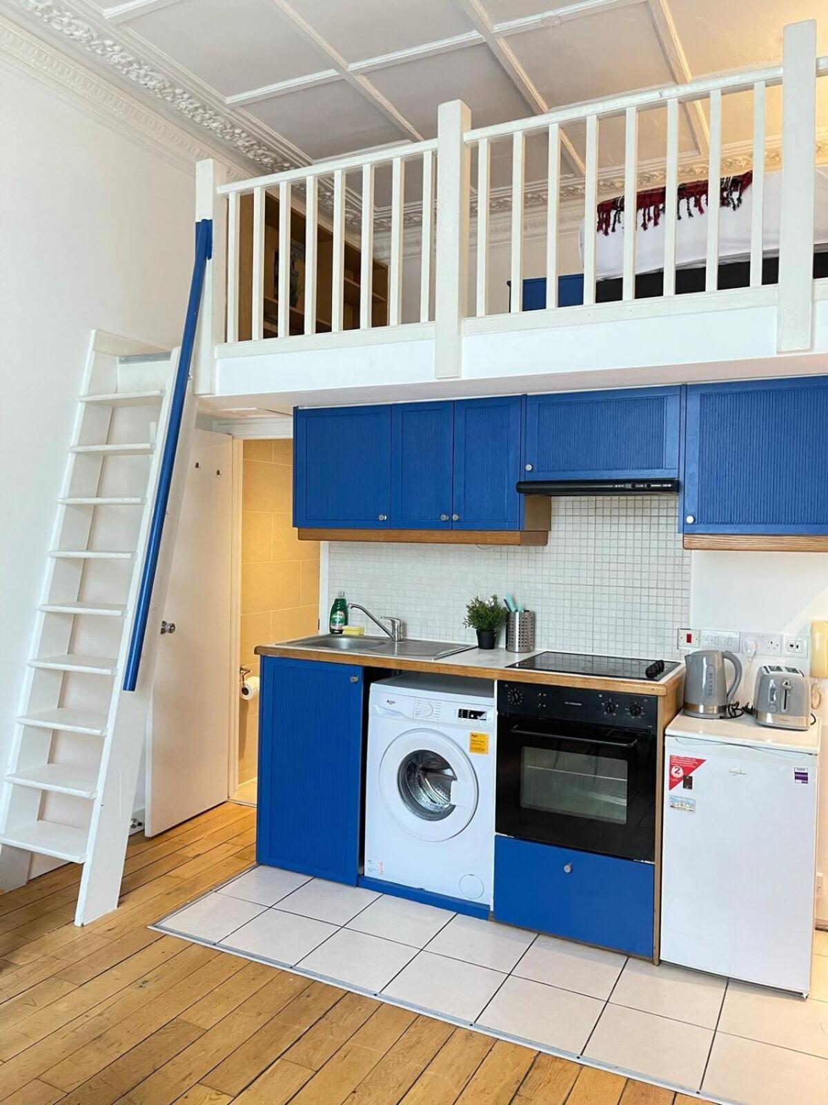 Portobello Road Artistic Studios 'Budget' London Ruang foto